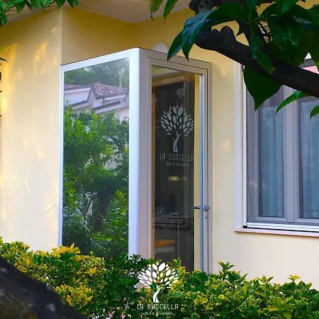 ベッド・アンド・ブレックファスト La Suscella 4*